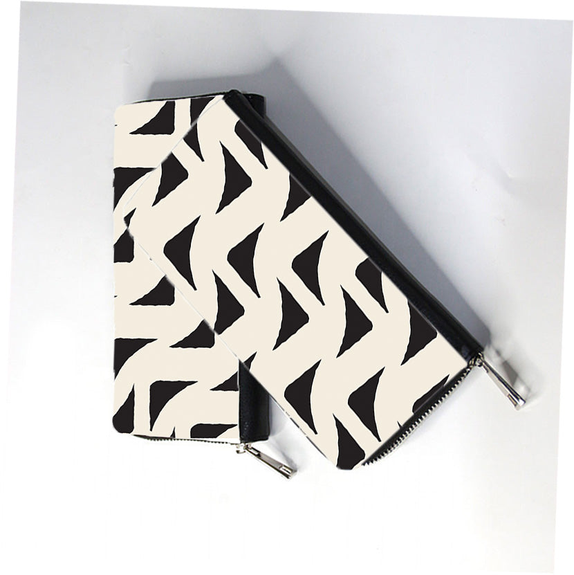 Zigzag Geometric Zip Wallet